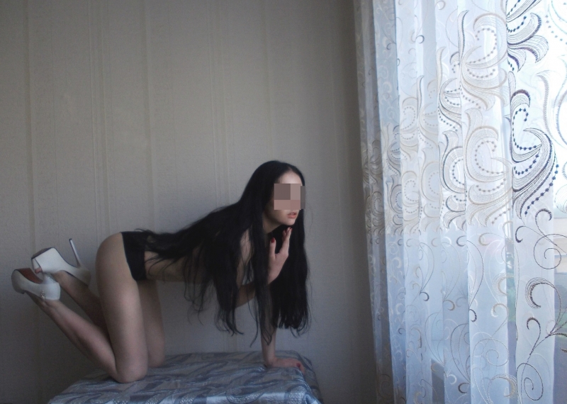 У меня есть фото, чтобы ты мог оценить мою внешность 👀💋 Также я могу гарантировать, что тебе понравятся мои возможности и опыт в интимных утехах. У меня много отзывов от довольных клиентов, которые подтверждают мою профессиональность и нежность. Если хочешь окунуться в мир наслаждения и страсти, то обязательно свяжись со мной! Я сделаю все, чтобы ты остался доволен нашей встречей 🥰💫 Мила